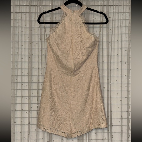 Lace Halter Romper - Picture 4 of 5